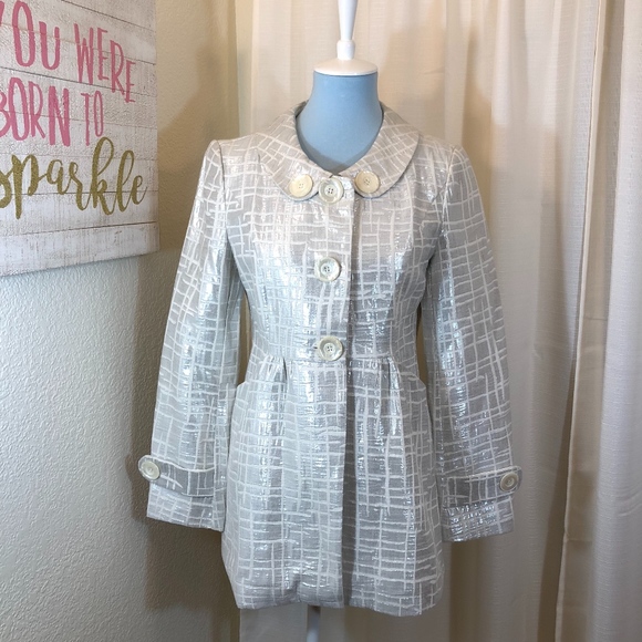 Mac & Jac Jackets & Blazers - Mac & Jac Cream Silver Metallic Babydoll Jacket, 8